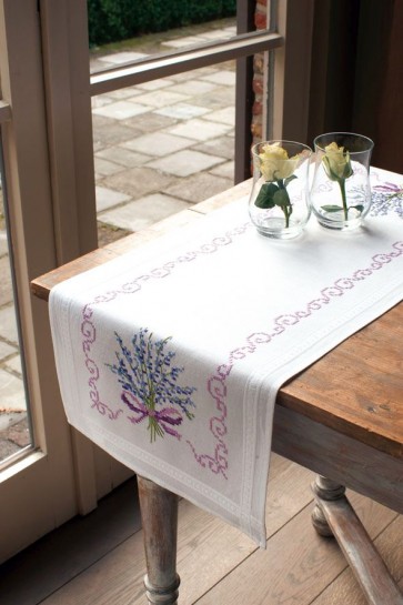 VER Bedruckter Läuferpackung Lavendel