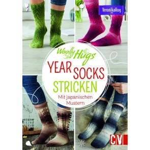 CV Woolly Hugs YEAR-Socks stricken